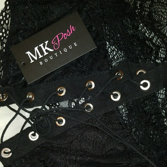 "Lace It Up" BodySuit in Black - Picture 7 of 8